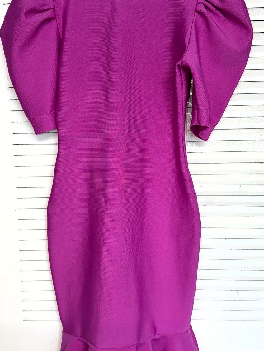 Women’s Midi Dress in Vibrant Magenta - Elegant Puff Sleeve Style